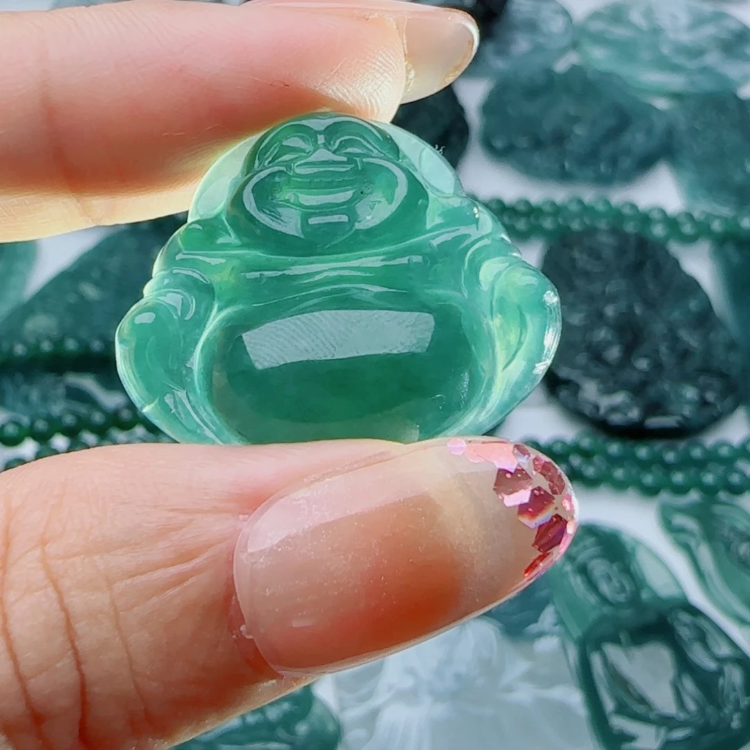 颈饰未镶嵌翡翠多样性发货天然的A货翡翠