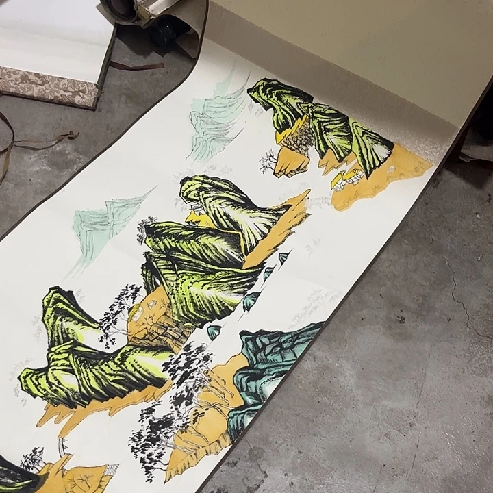 摆件，破损，水渍，轴坏都是正常的