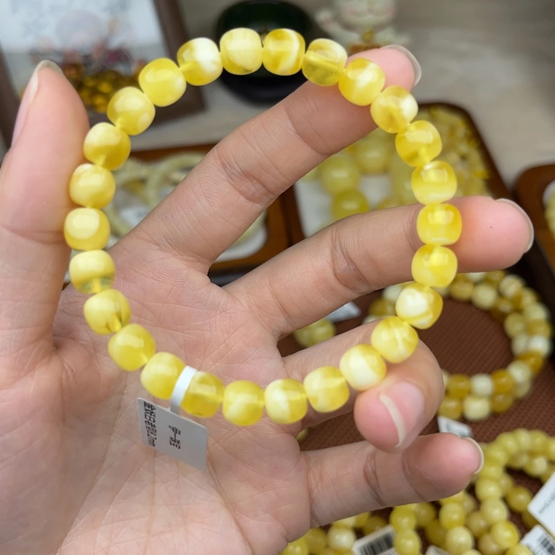 蜜蜡未镶嵌珠宝奇石