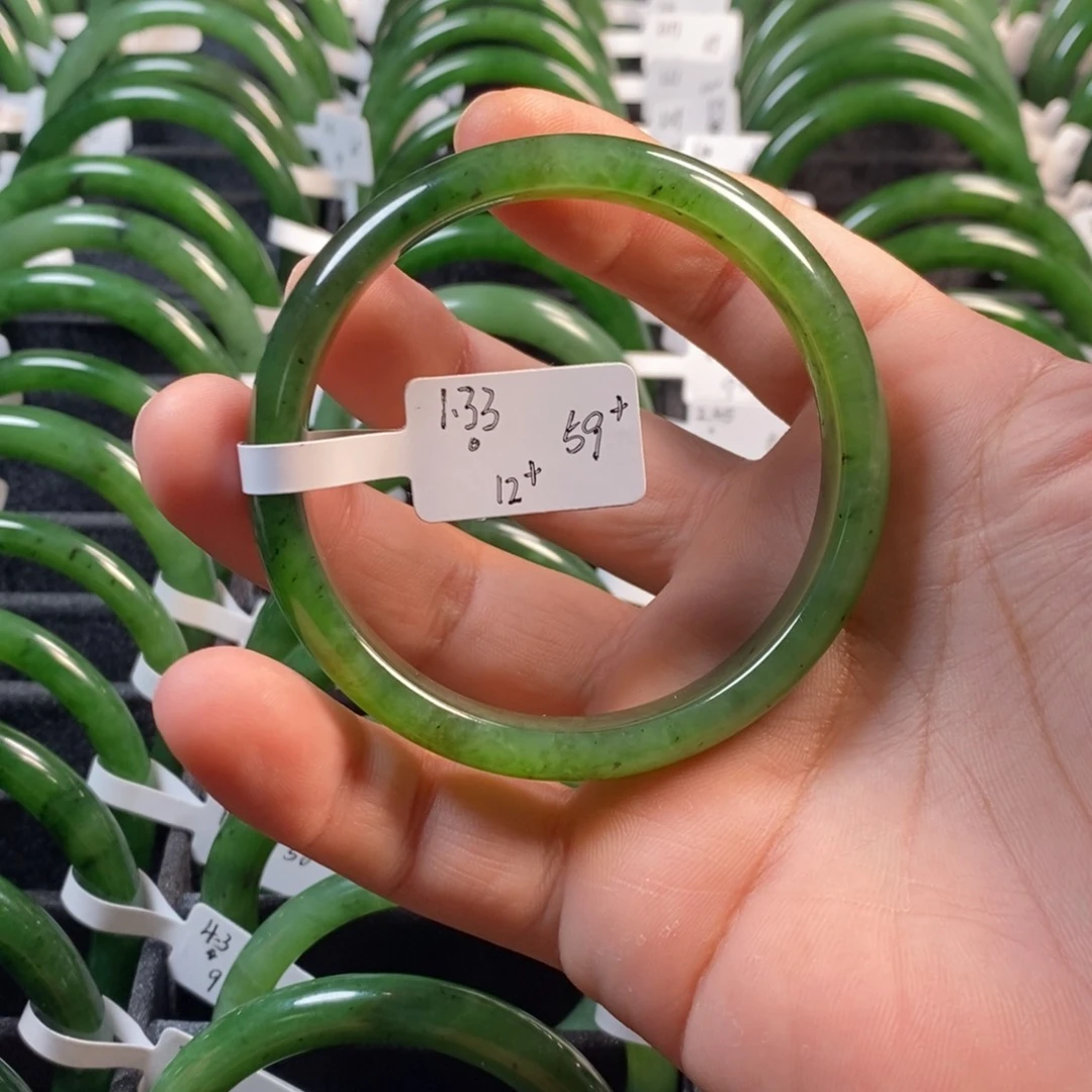 和田玉（碧玉）手镯未镶嵌59微瑕