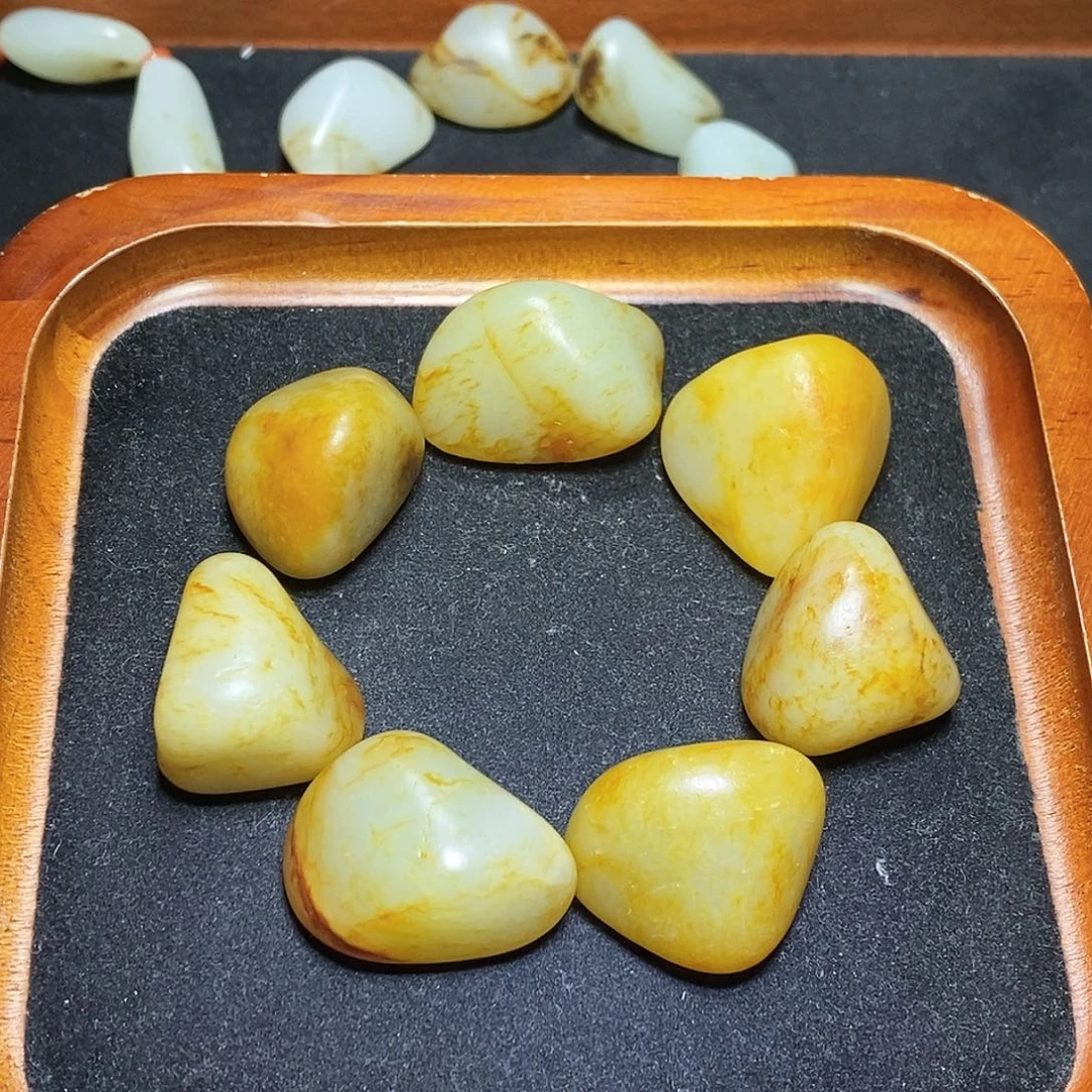 和田玉未镶嵌手链