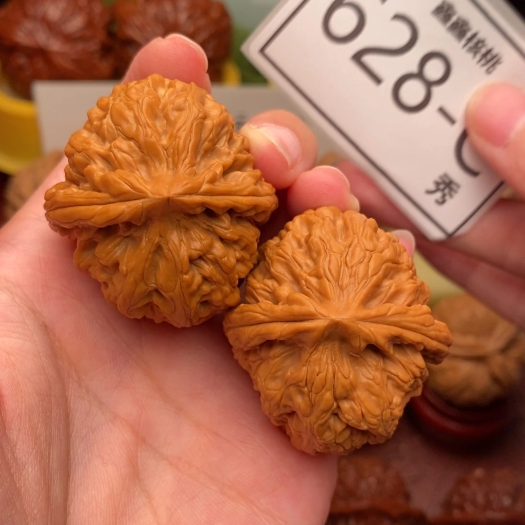 把件文玩核桃红锦鲤41……