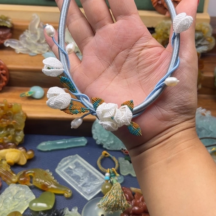 泌***瑰合金蛇纹石玉耳环