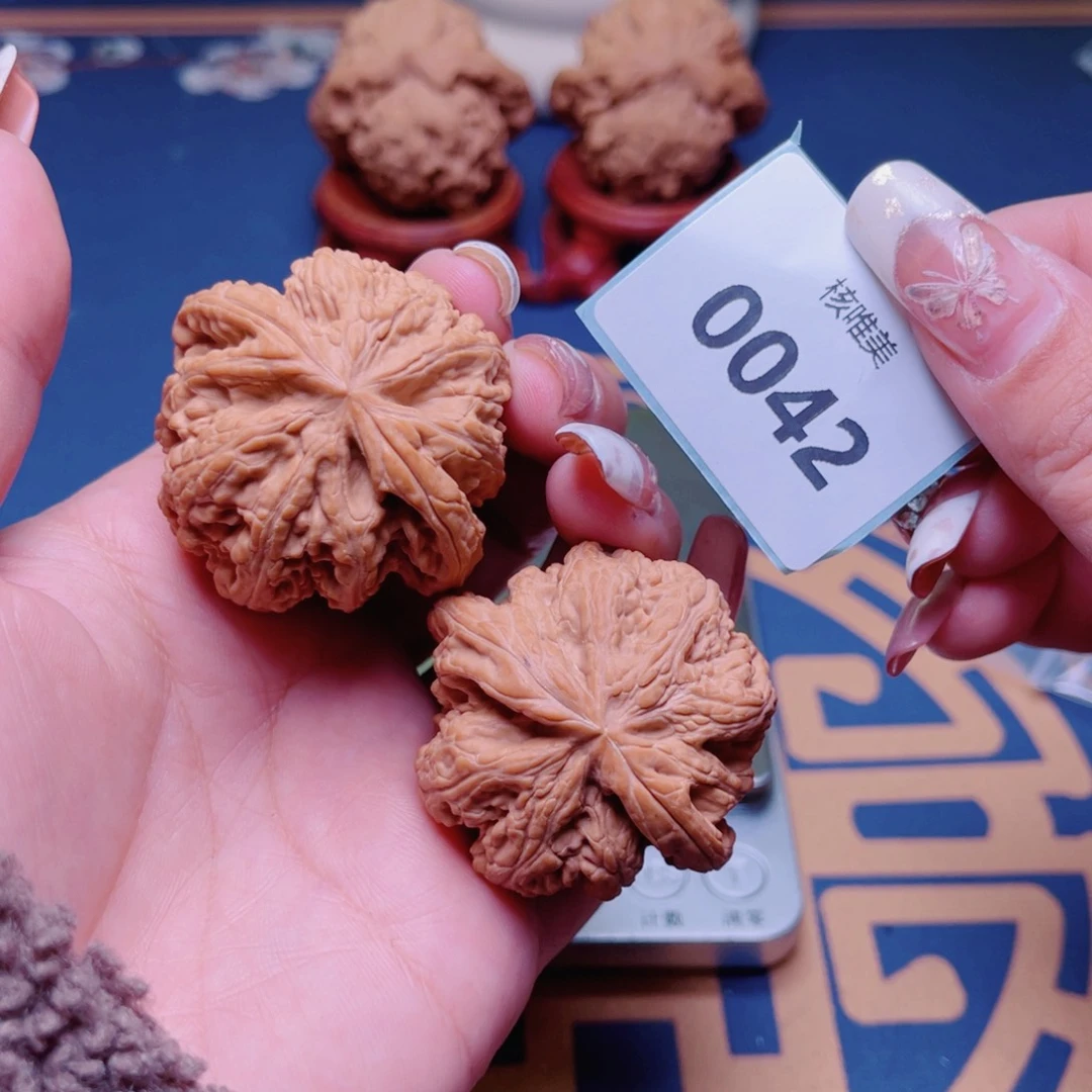 文玩核桃把件蜡****粗筋0042