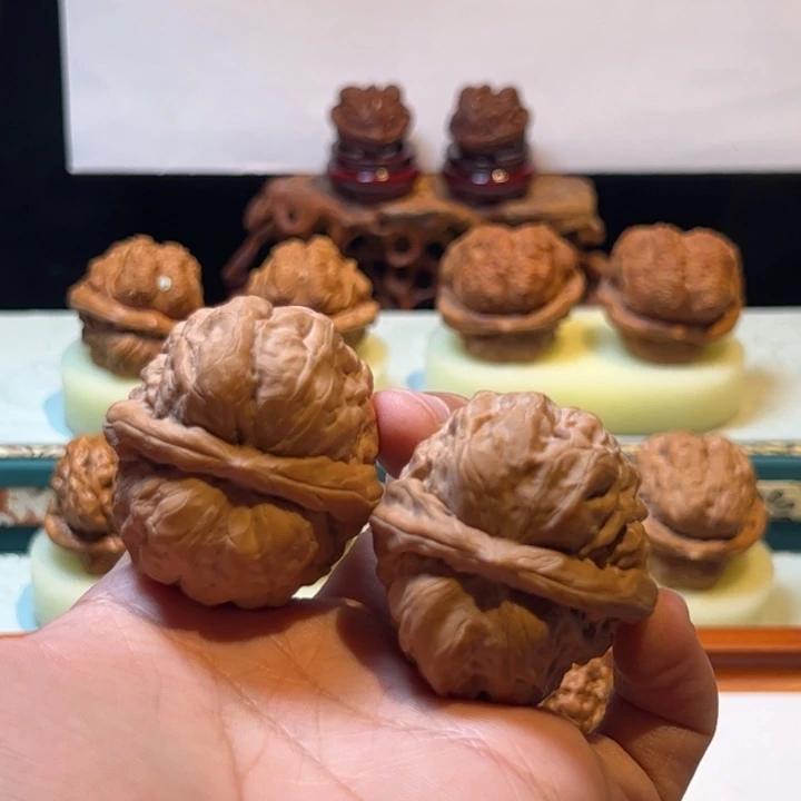 古***宁文玩核桃把件蛤蟆头