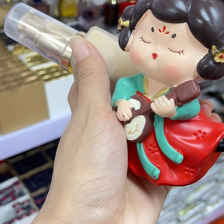 瓷片Dw粉陶瓷娃娃
