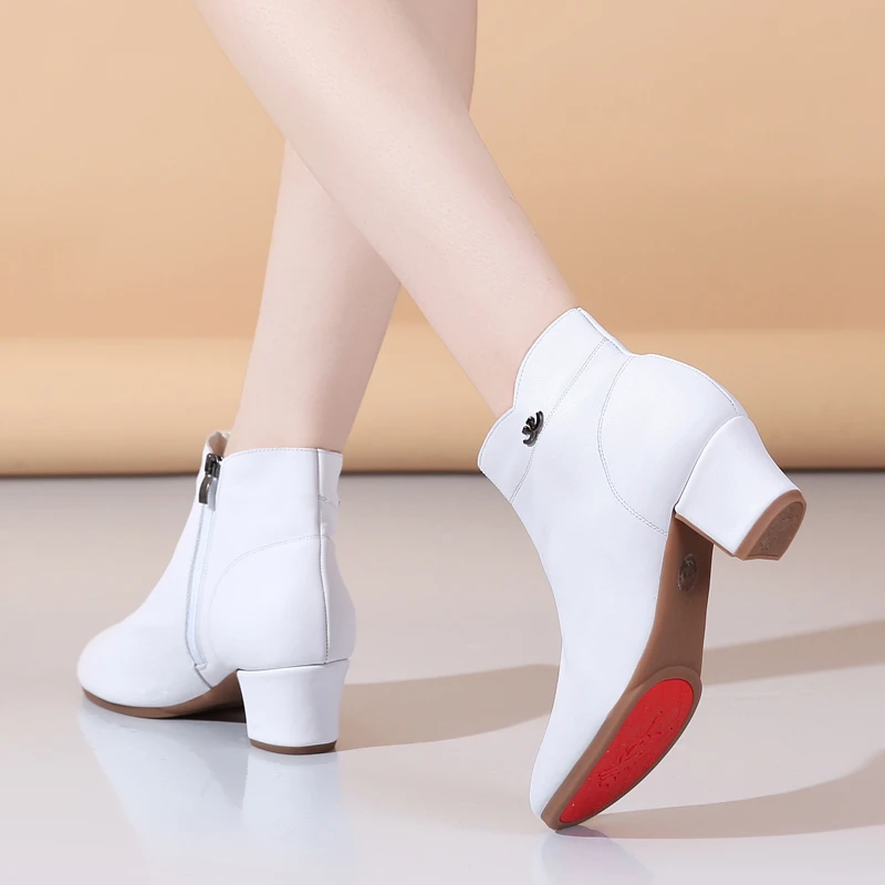 软牛皮秋冬季高帮真皮舞蹈鞋软底交谊舞鞋广场舞水兵靴黑色中跟女