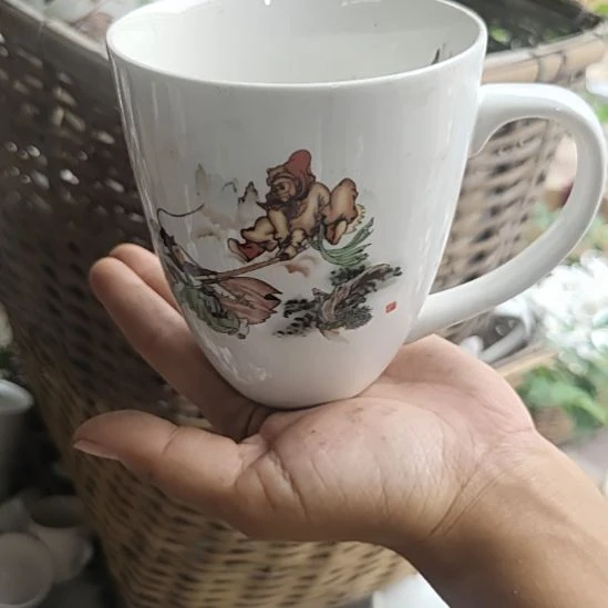 库存微瑕三打白骨精大杯一个