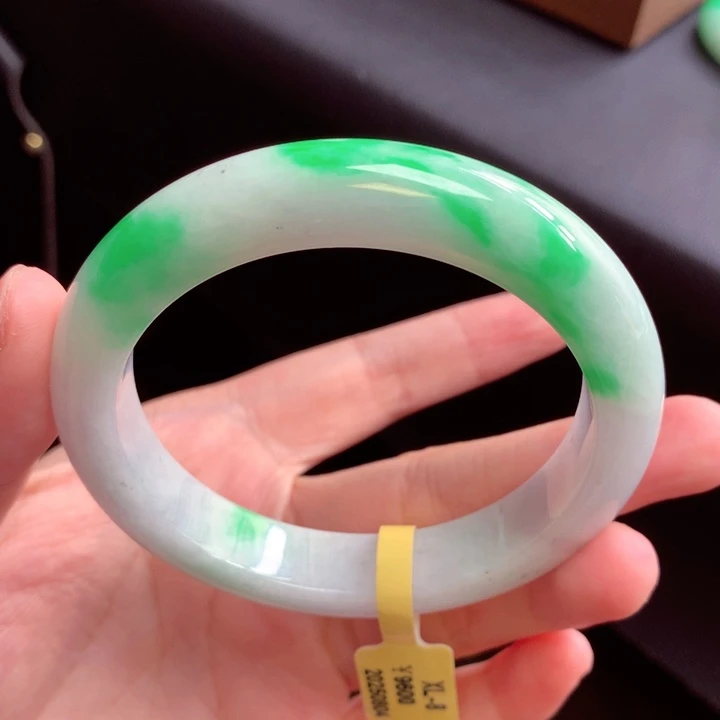 翡翠手镯未镶嵌15号