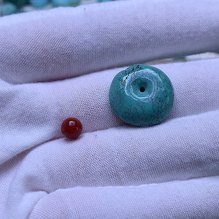 南红玛瑙未镶嵌珠宝奇石