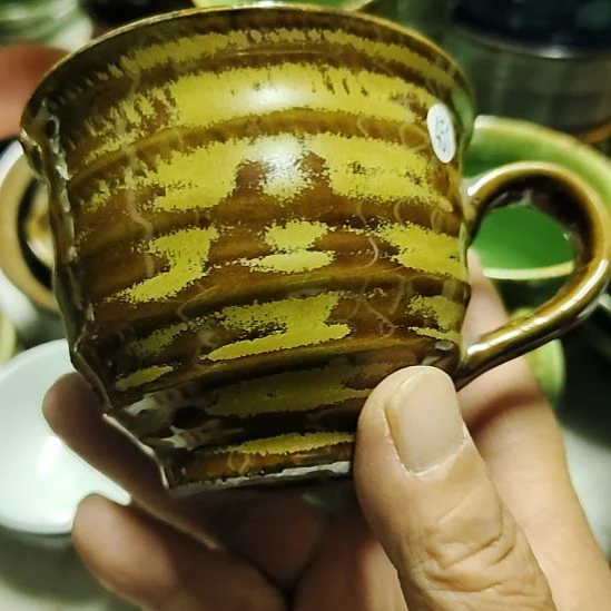 用***2瓷片五厂，七厂，瓷器摆件，瓷片！都有微瑕疵。