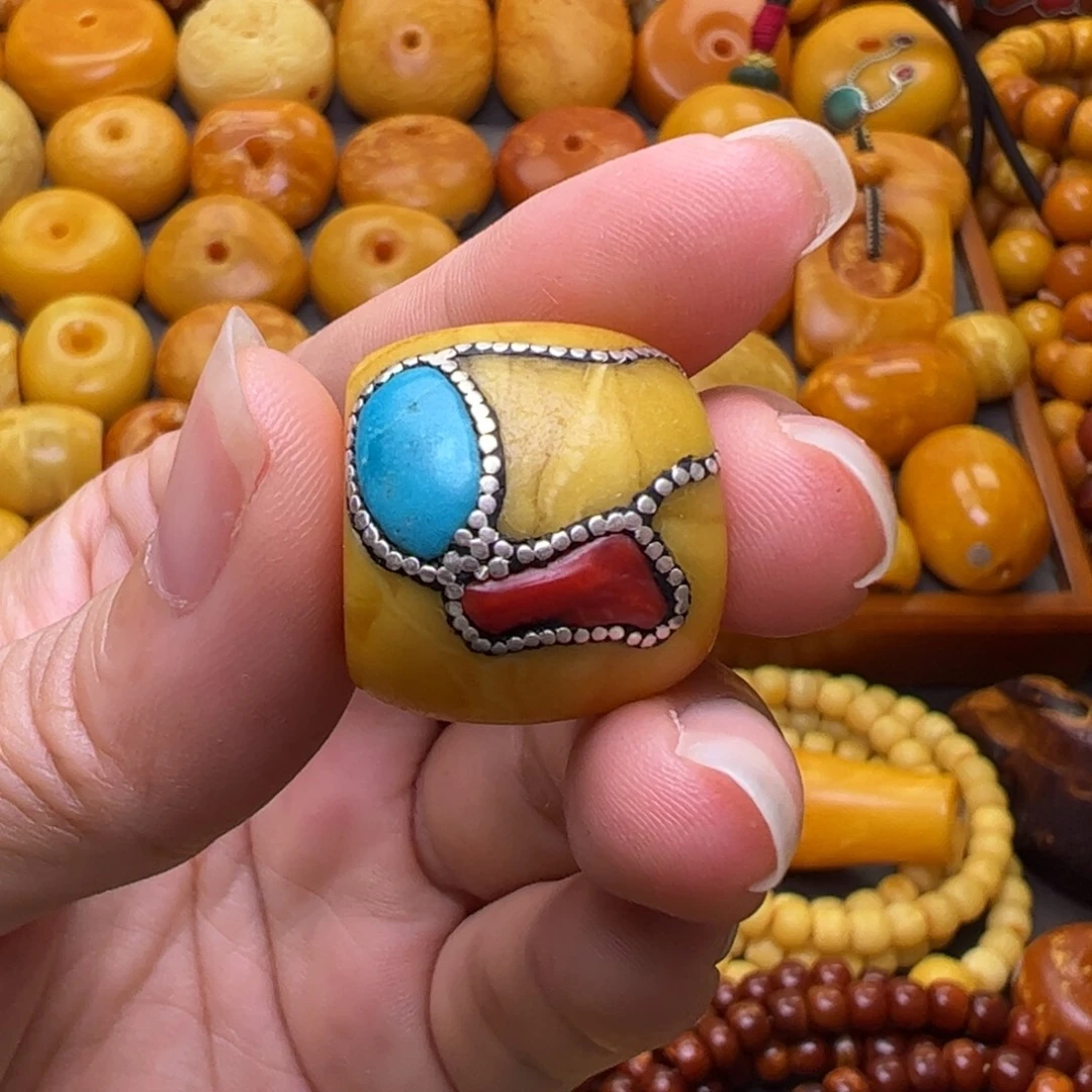 琥珀未镶嵌珠宝奇石