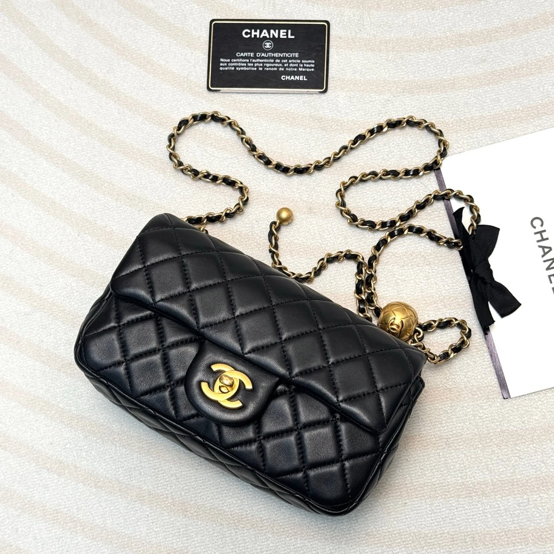 95新 Chanel/香奈儿 Chanel 黑金 羊皮 金球大mini/622073692