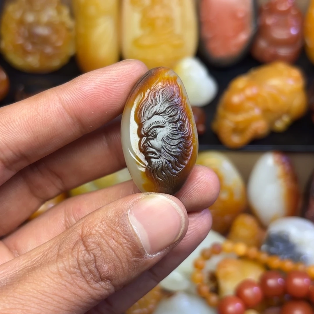 小吊坠精美大圣吊坠