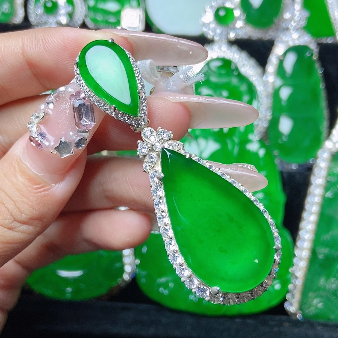 颈饰银S925镶嵌翡翠