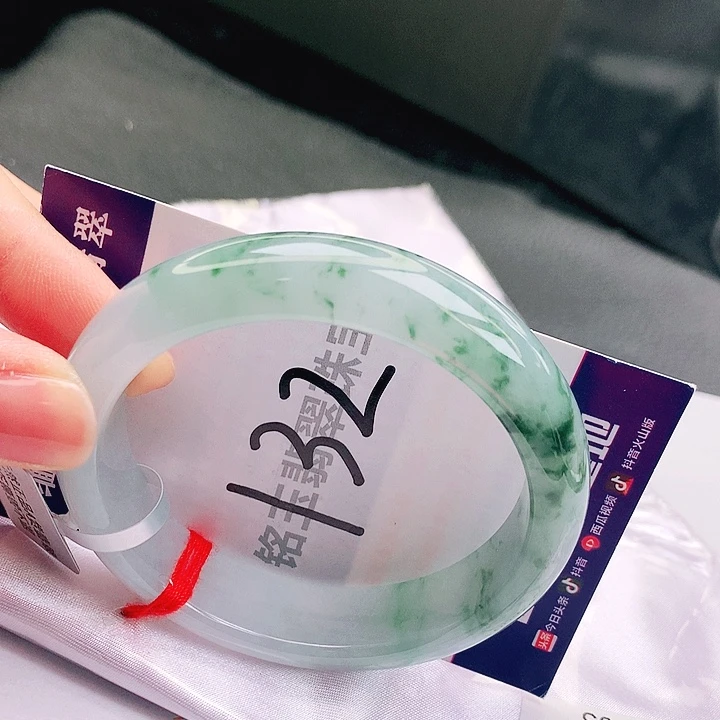 翡翠未镶嵌手镯缅甸天然a货翡翠手镯