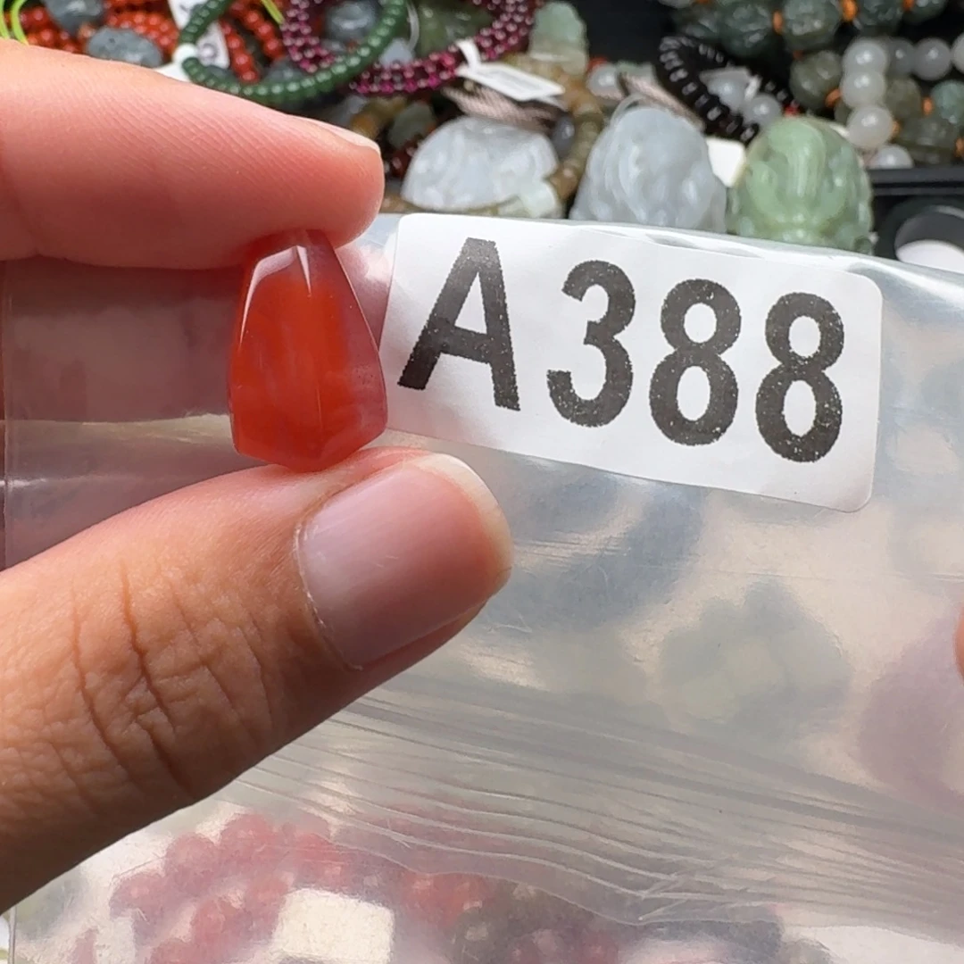 未镶嵌南红玛瑙珠宝奇石
