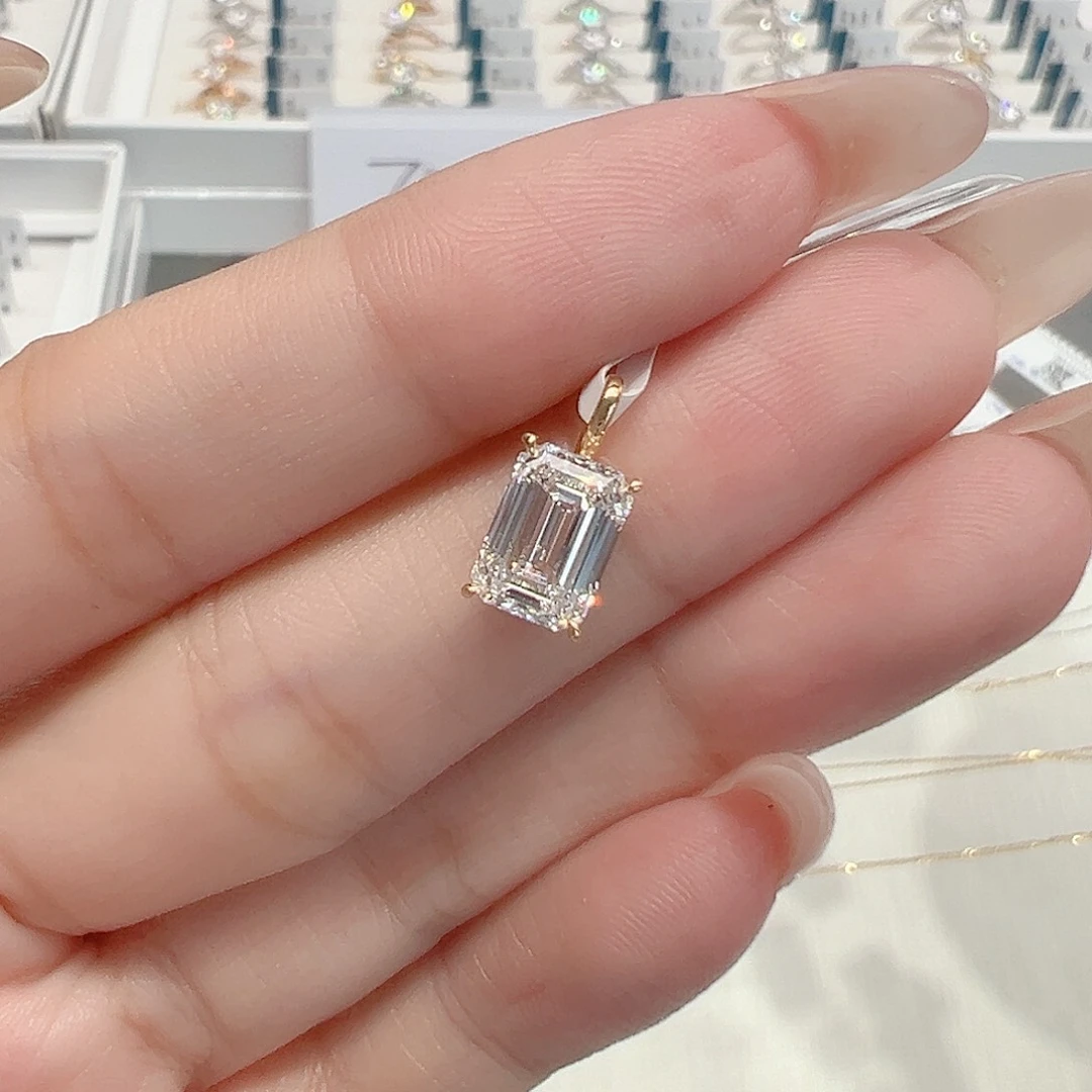 18K金镶嵌实验室培育钻石1.6ct