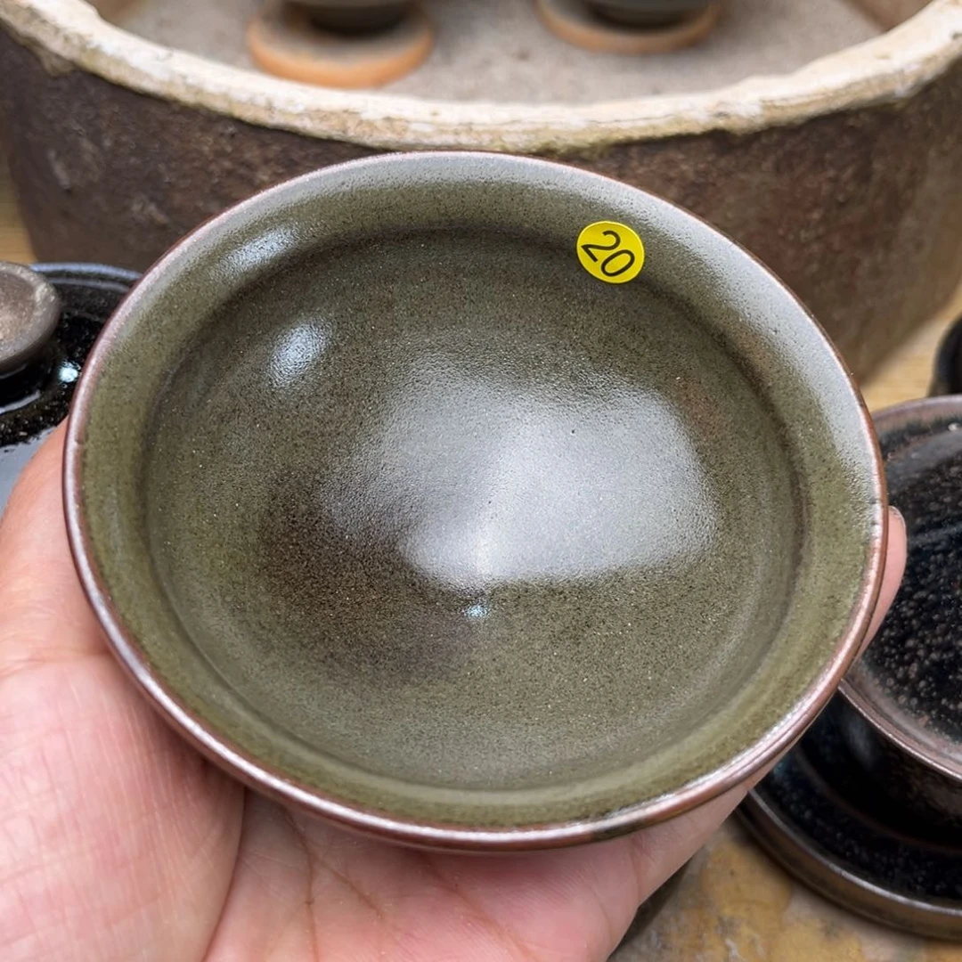 茶盏义兴龙窑坚持真柴烧