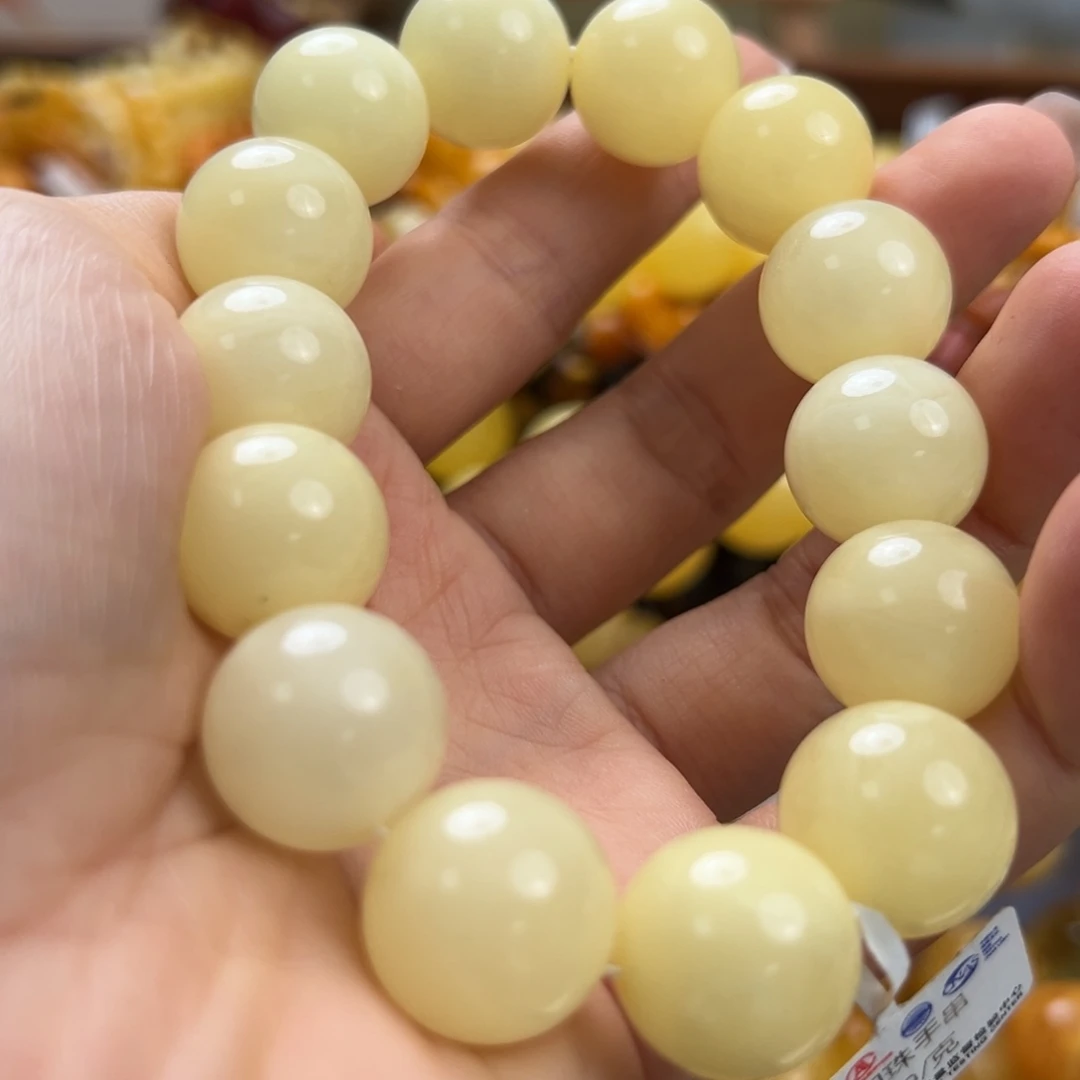 未镶嵌琥珀珠宝奇石