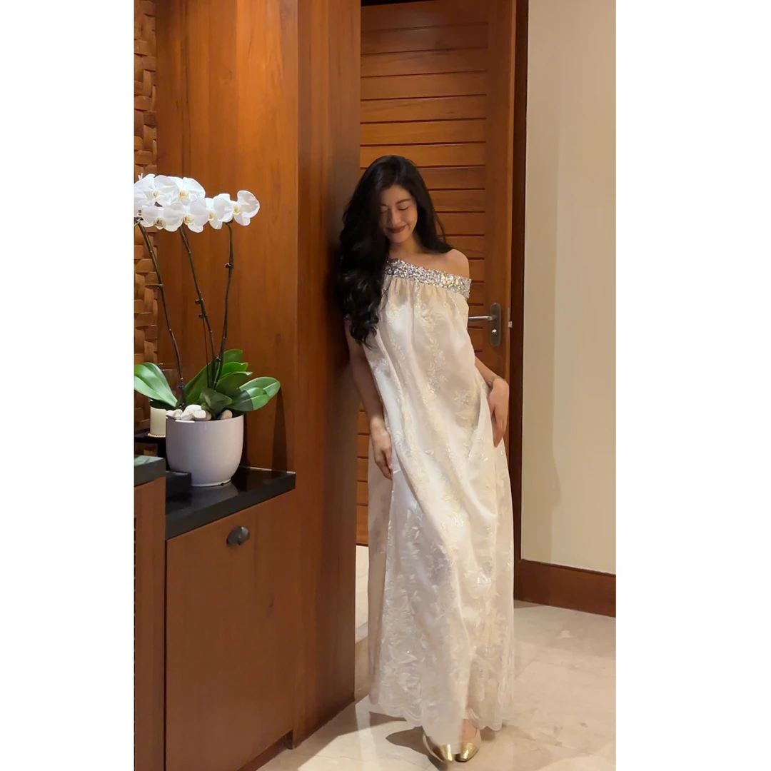 【N·COU】25春新款【曲终人醉】重工亮片绣花长款连衣裙DY80369