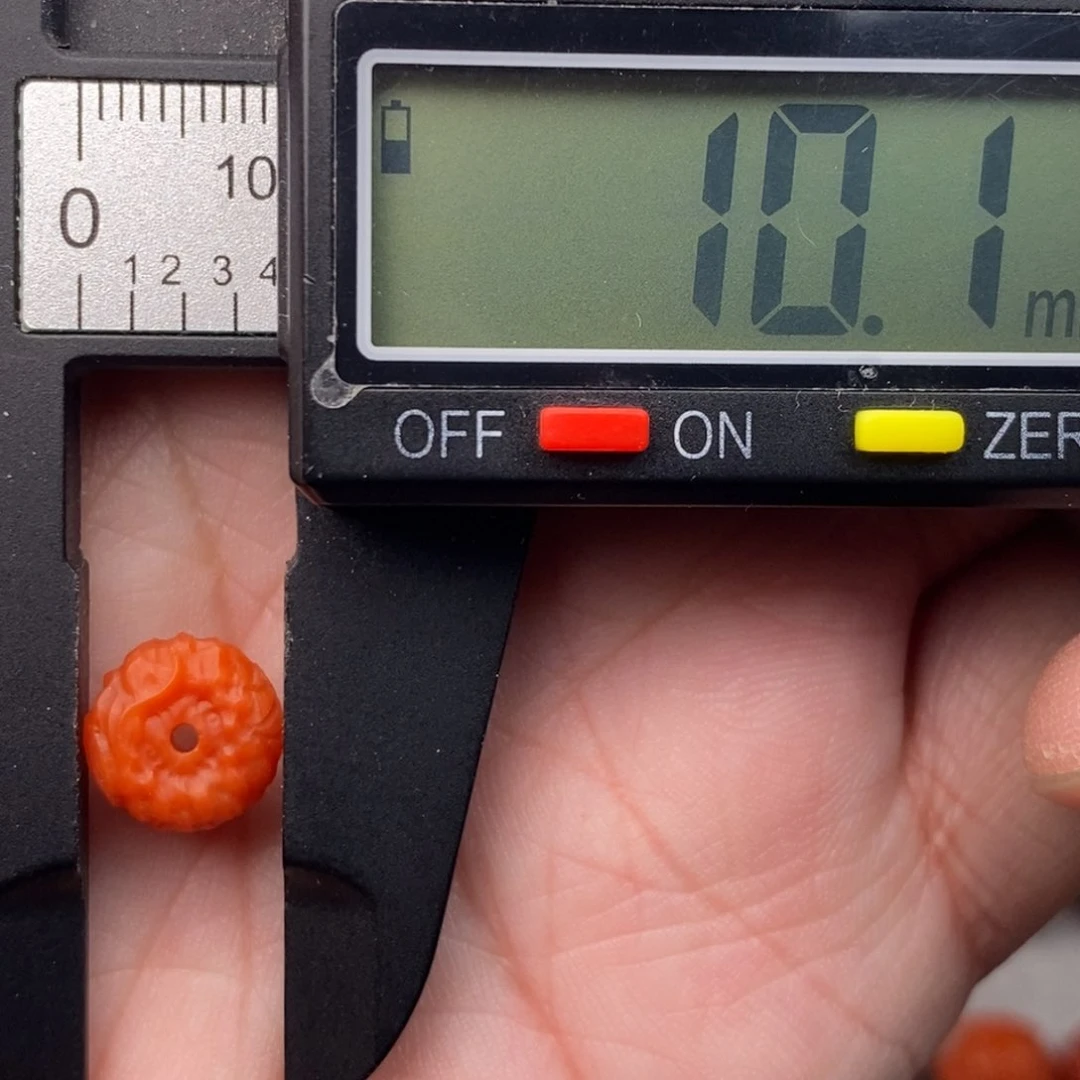 南红玛瑙配饰未镶嵌