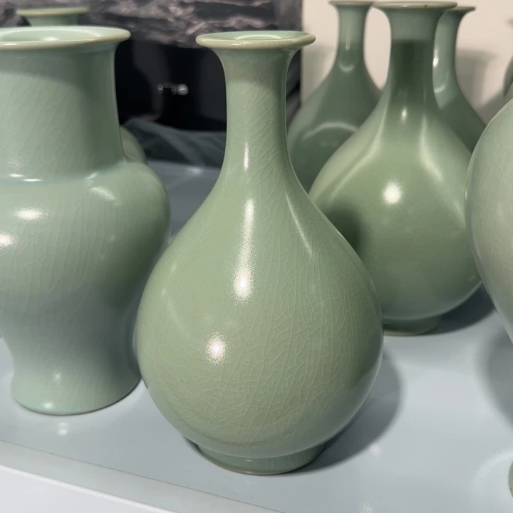 微瑕仿古手工玉壶春