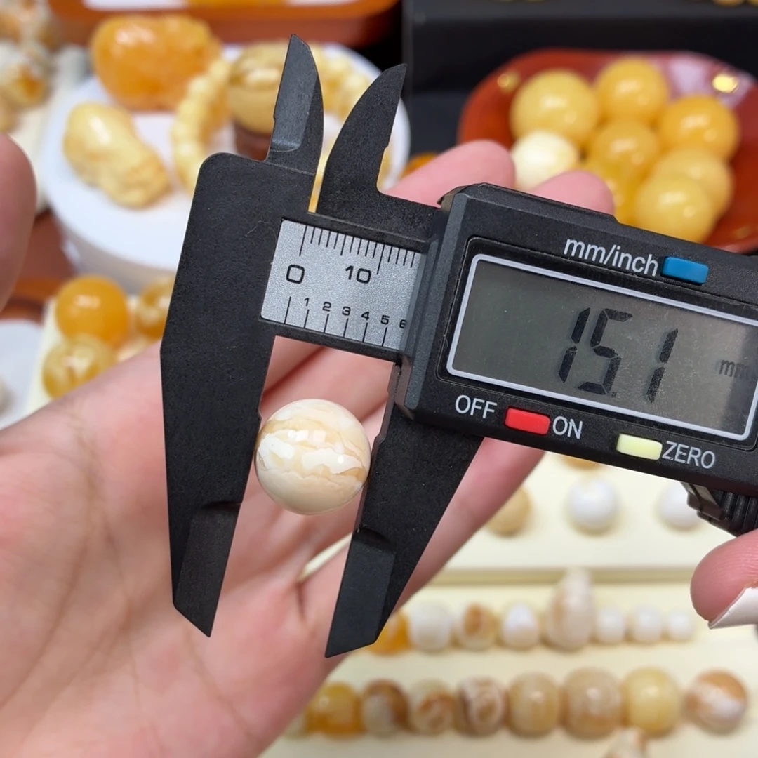 琥珀未镶嵌珠宝奇石乌料粉橘底浓蜡妖花