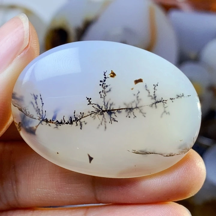 玛瑙/玉髓未镶嵌珠宝半成品