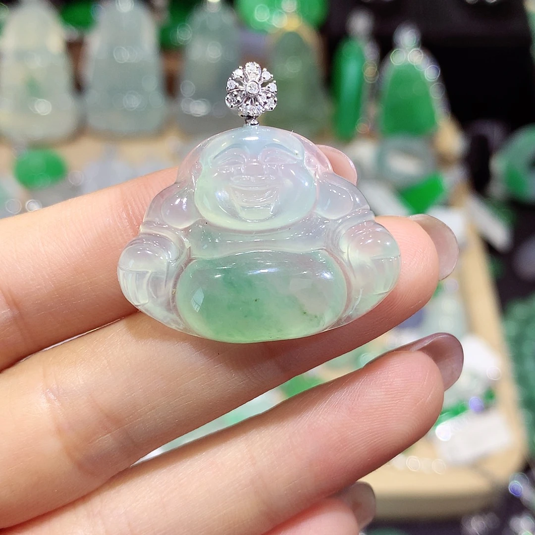 翡翠18K金镶嵌颈饰佛