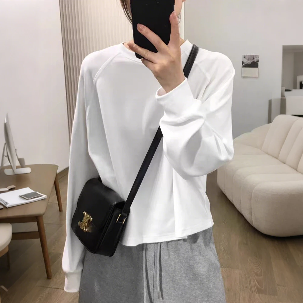 早秋新款韩版极简风棉质插肩袖圆领长袖T恤女宽松百搭套头上衣潮