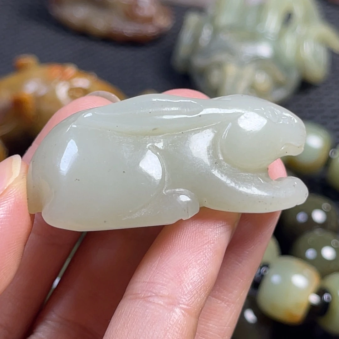 和田玉未镶嵌挂件