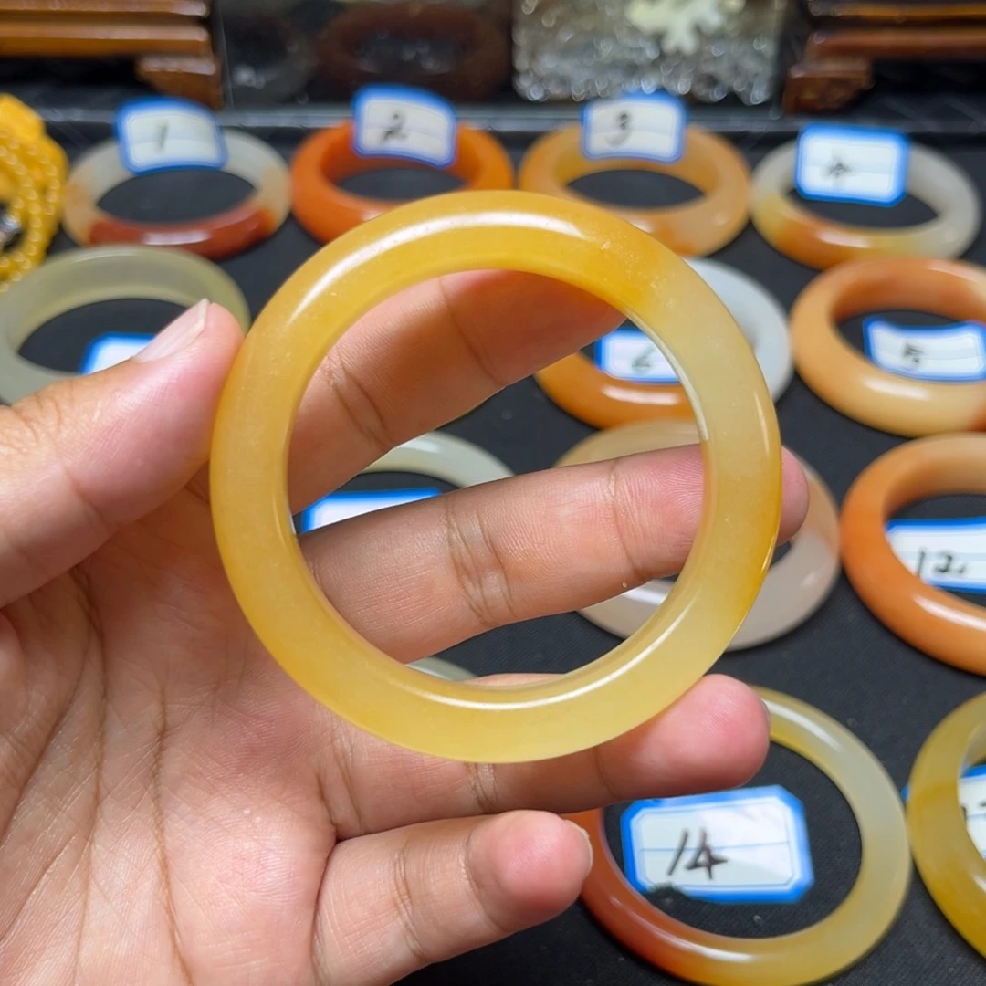 石英质玉（黄龙玉）未镶嵌手镯Y*N