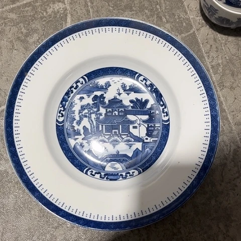 瓷其他8寸深盘一个