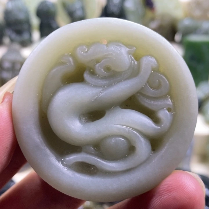 颈饰未镶嵌和田玉