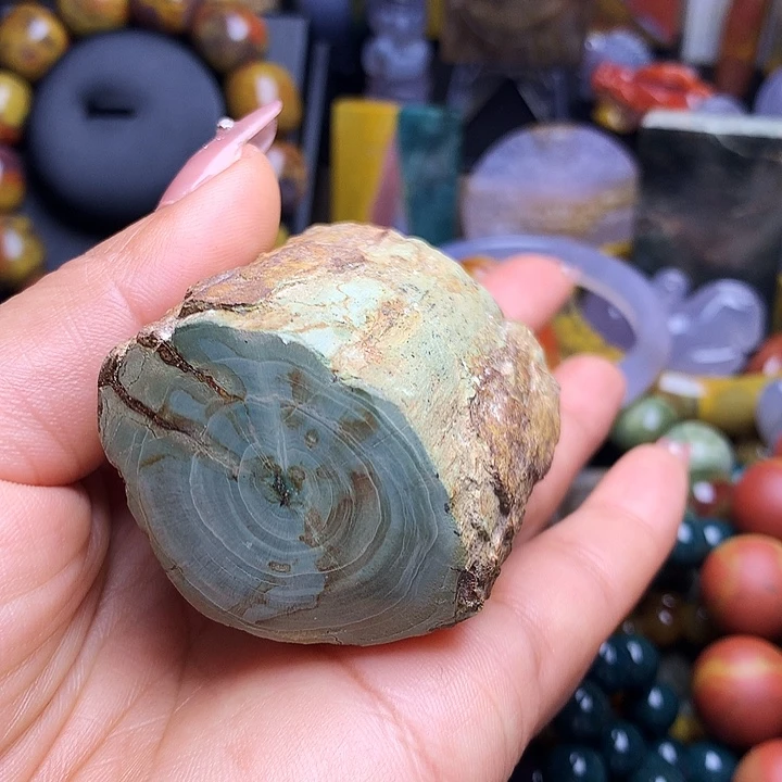 硅化玉未镶嵌吊坠(不含链)树墩