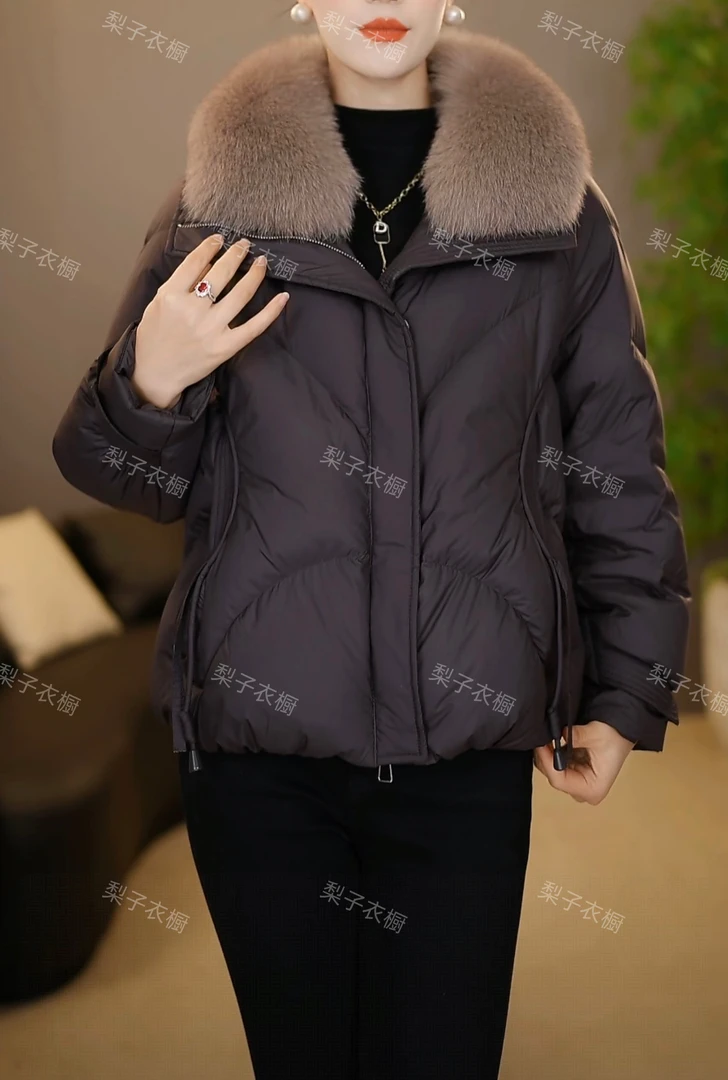 【梨子高定】2510时尚气质显瘦减龄百搭鹅绒服狐狸毛