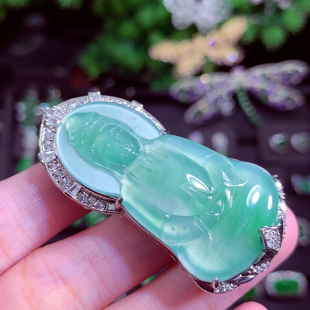 颈饰未镶嵌翡翠天然