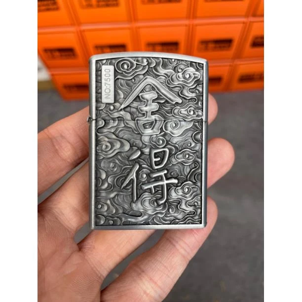 复古个性煤油打火机盔甲舍得加厚浮雕创意砂轮ZK34-2