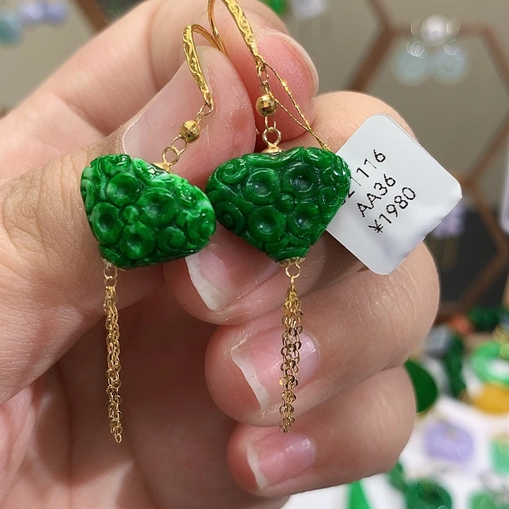 18K金镶嵌翡翠耳饰天然翡翠耳饰