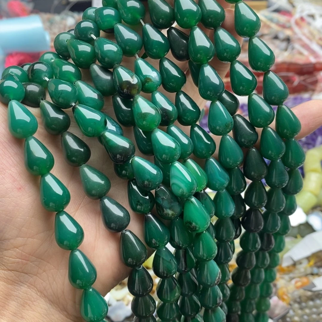 玛瑙/玉髓未镶嵌珠宝半成品一条天然10×14绿玛瑙水滴