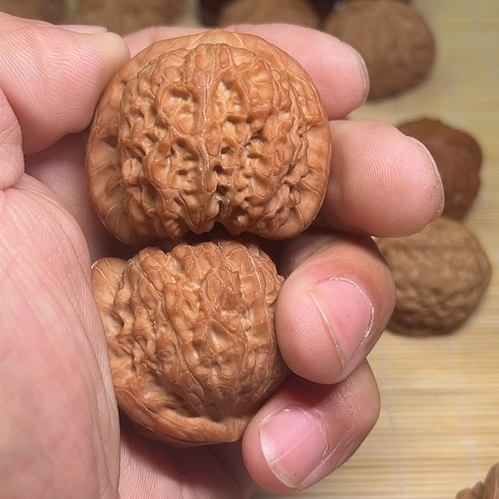 把件桃核全品无修血麒麟42尺