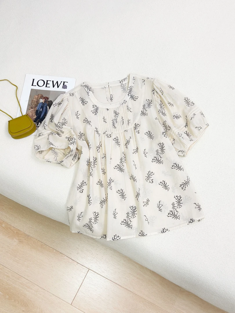 【女王洛克】韩版泡泡袖碎花衬衣减龄显瘦衬衫洋气衣服女LK81801