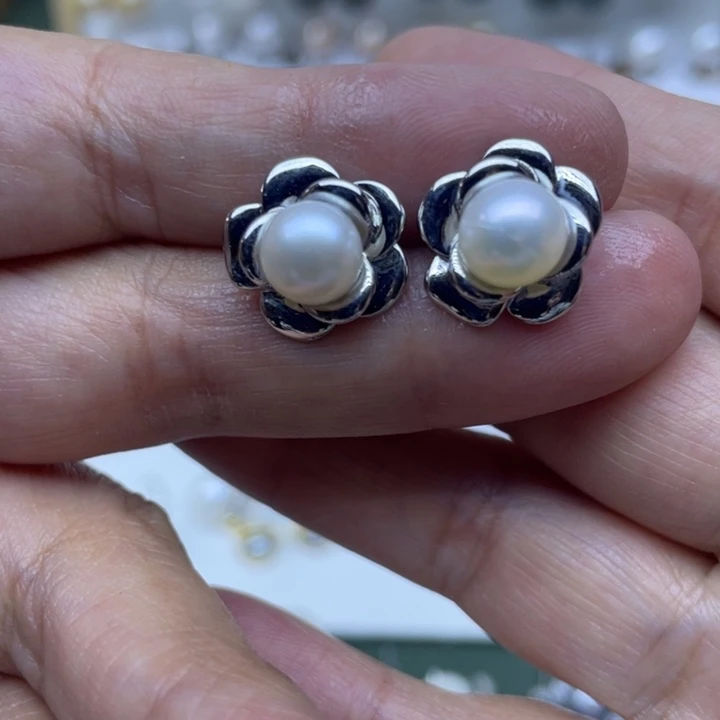 银S925镶嵌淡水珍珠耳饰