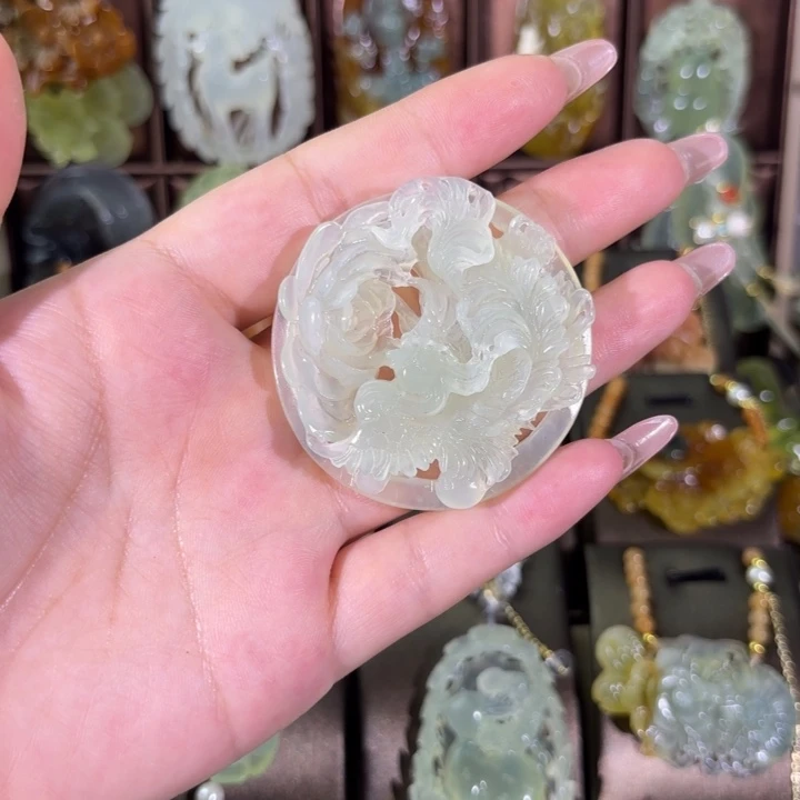 蛇纹石玉合金颈饰