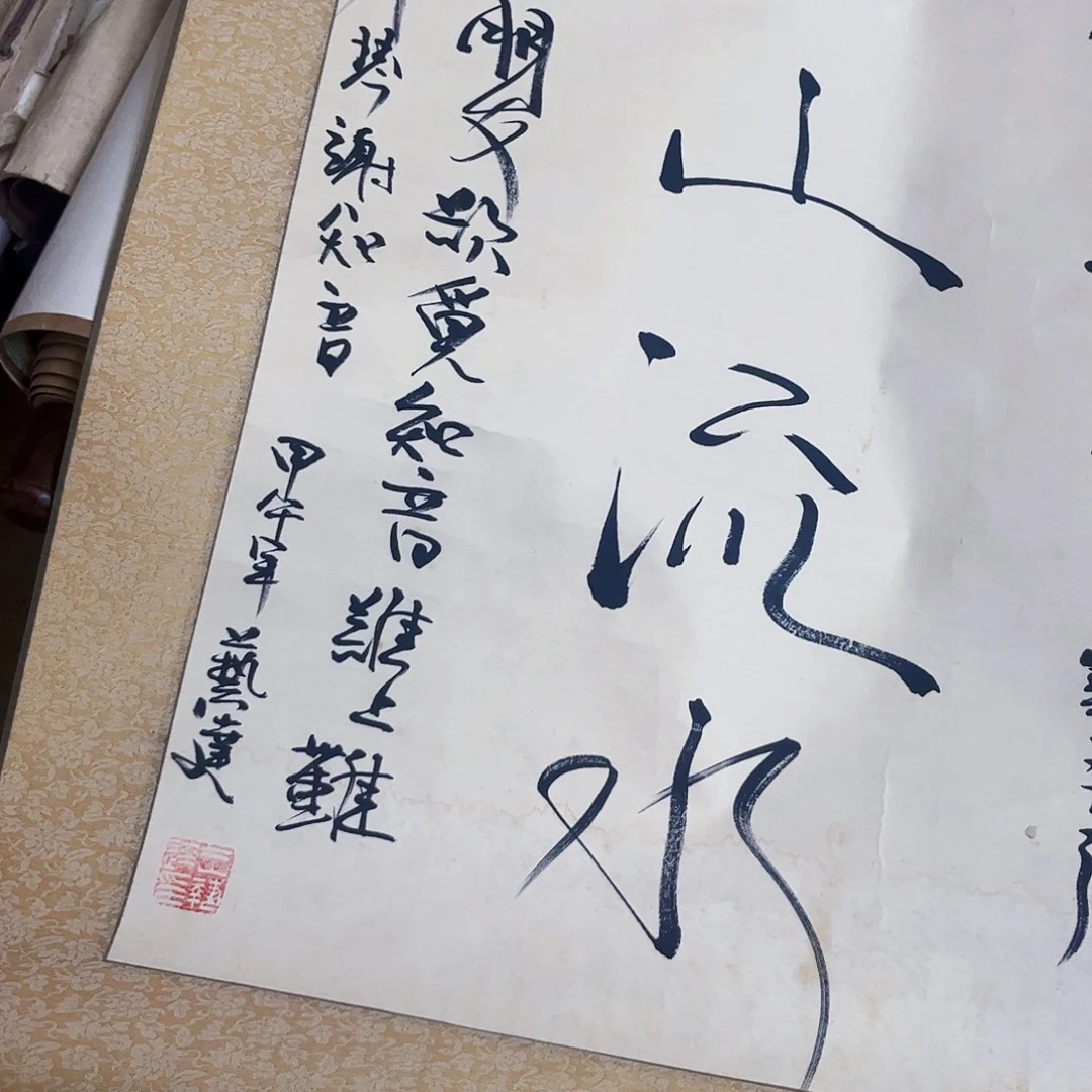 摆件。轴坏，破损，水渍都是正常