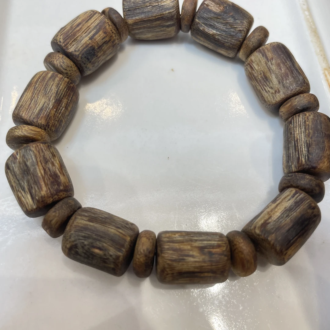 沉香白奇楠手串随形设计男女士多样性发货一条