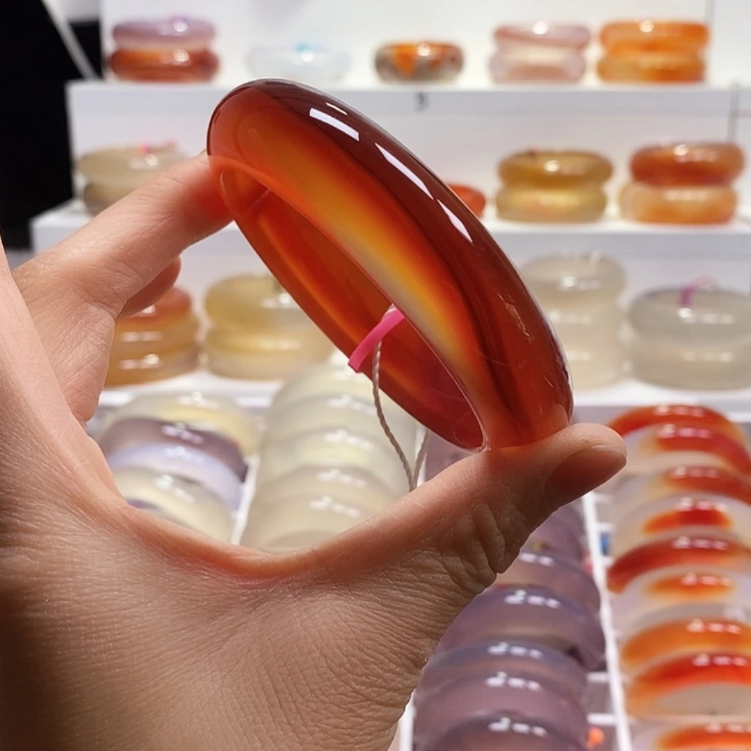 玛瑙/玉髓未镶嵌手镯