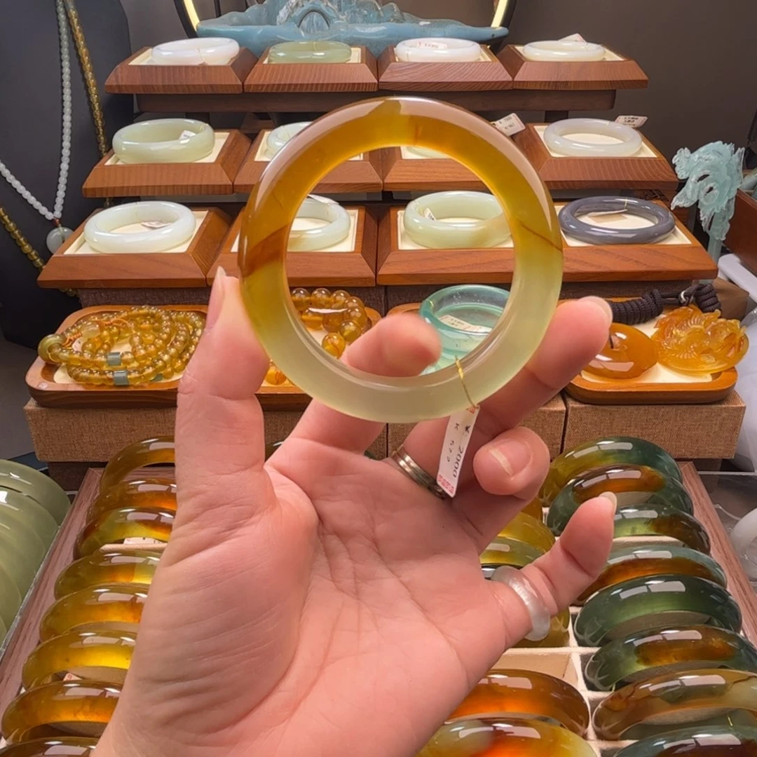 蛇纹石玉未镶嵌手镯56