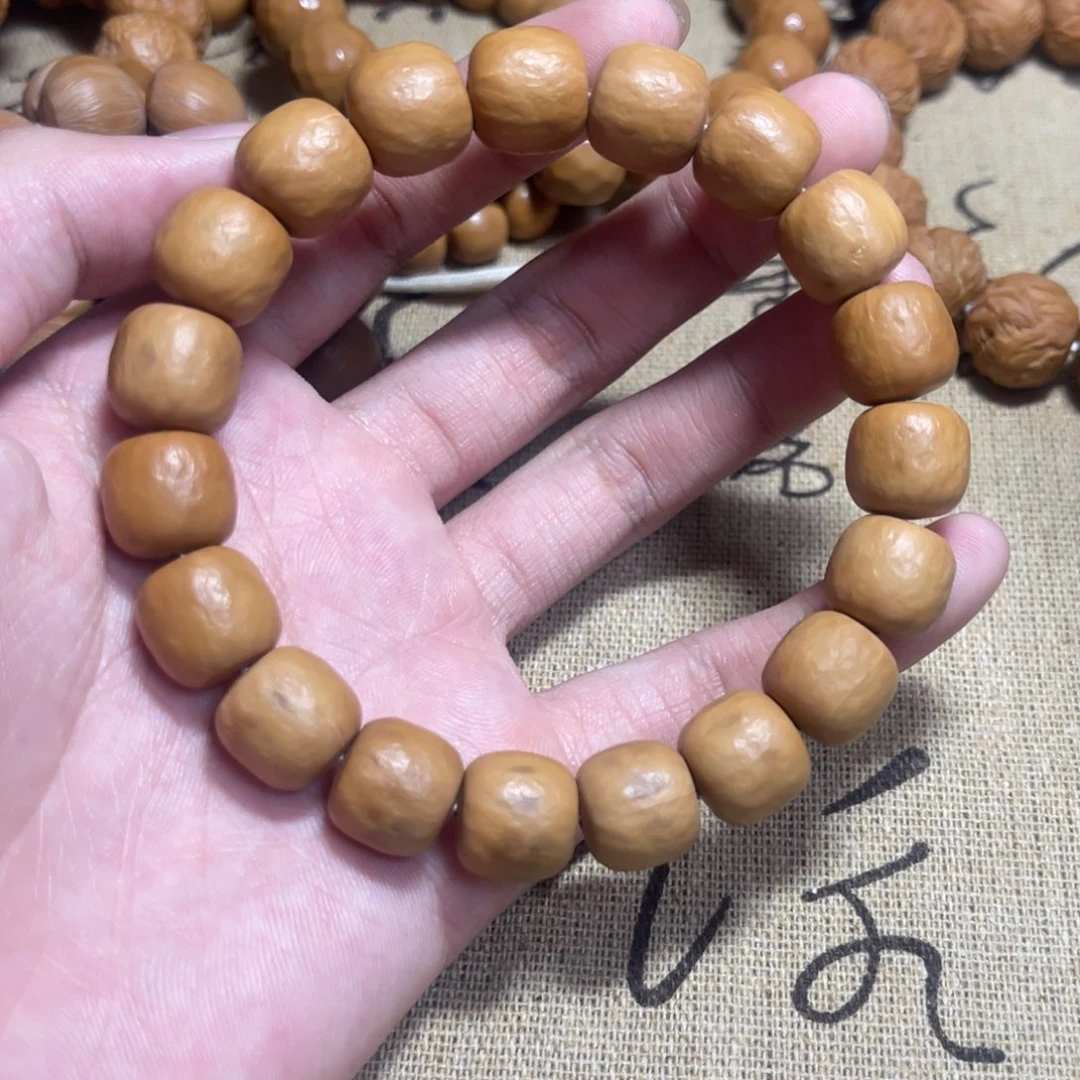 猴头核桃手串二等品